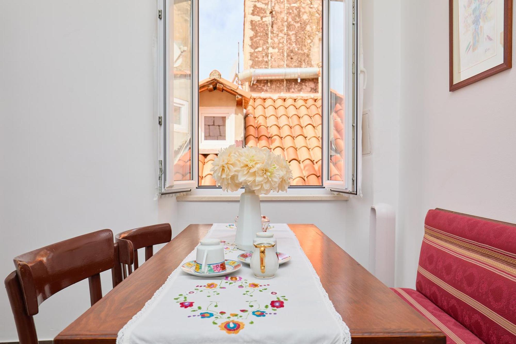 Soul Of The Old Town, Prijeko Street Apartment Дубровник Екстериор снимка
