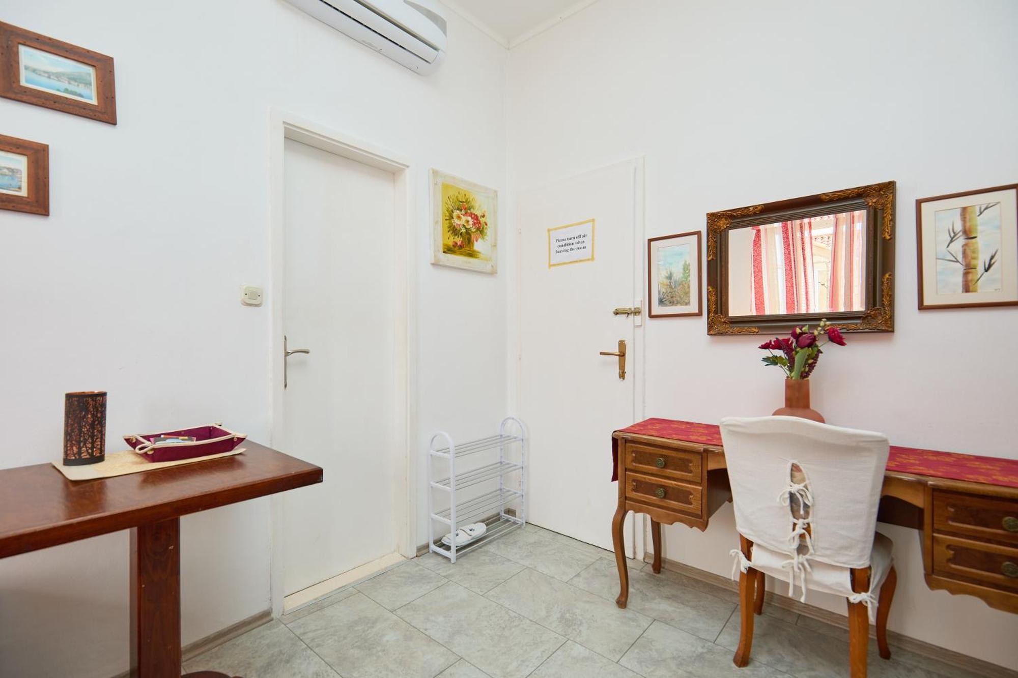 Soul Of The Old Town, Prijeko Street Apartment Дубровник Екстериор снимка